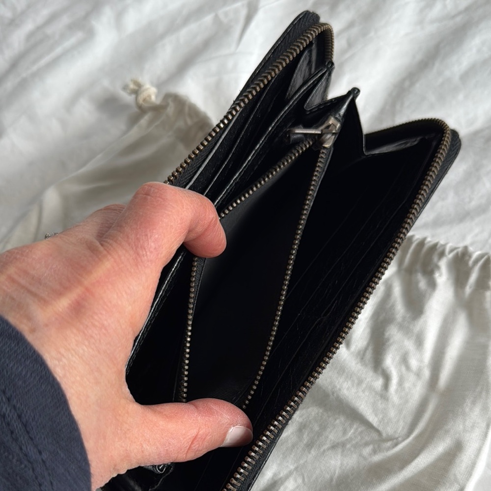 Balenciaga Black Textured Wallet - Picture 8 of 9